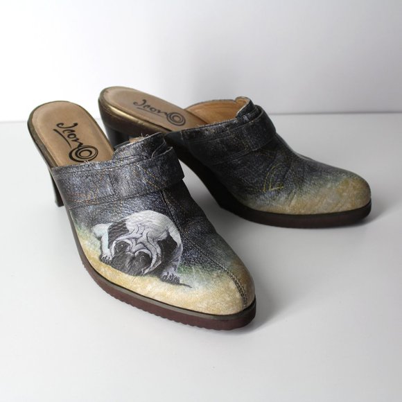 ICON Los Angeles Leather shoes slip on heels mules sz 9.5 cute dog PUG art Jeon - Picture 2 of 16